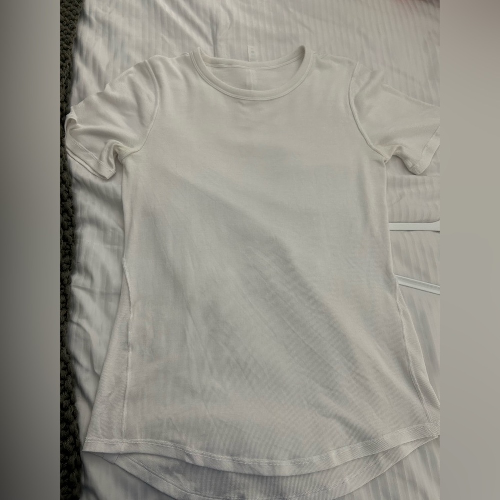 Lululemon Tee